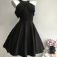 Charmantes schwarzes schlichtes Vintage-Chiffon-Kurzballkleid NV5437
