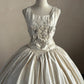 Elfenbeinweißes, florales, perlenbesetztes langes Satin-Ballkleid, Abendkleid, Brautkleid, nv4439
