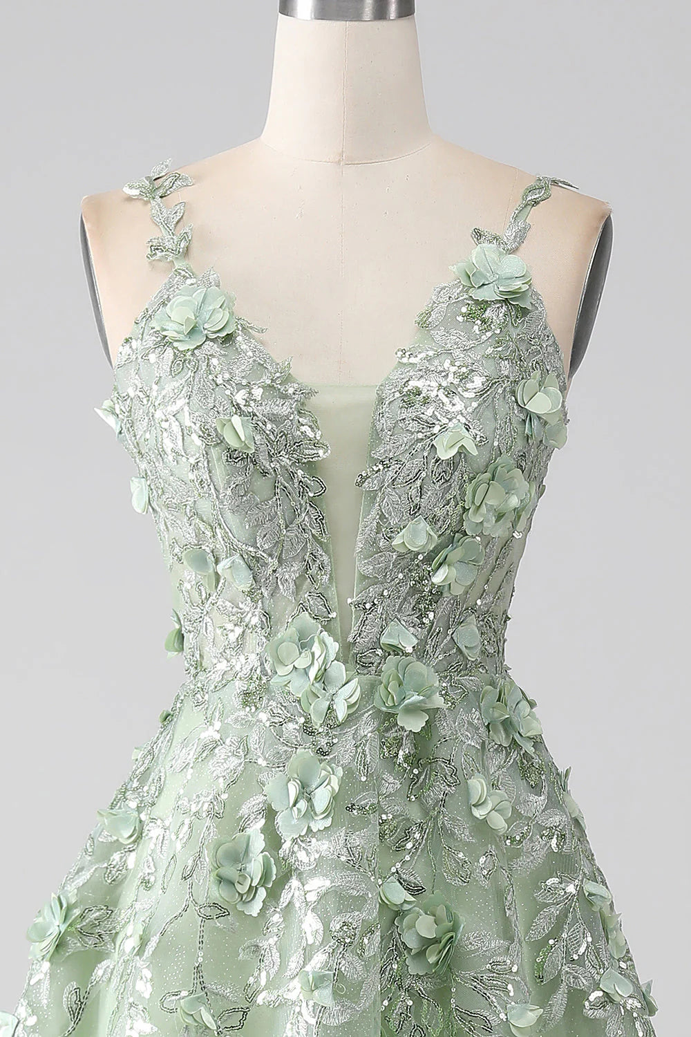 Robe de bal longue en forme de A avec corset appliqué Sage nv1595