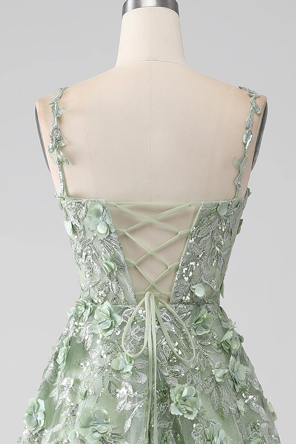Robe de bal longue en forme de A avec corset appliqué Sage nv1595