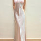 Robe de soirée longue en satin rose vintage, élégante et raffinée, avec col en V et perles, nv3644