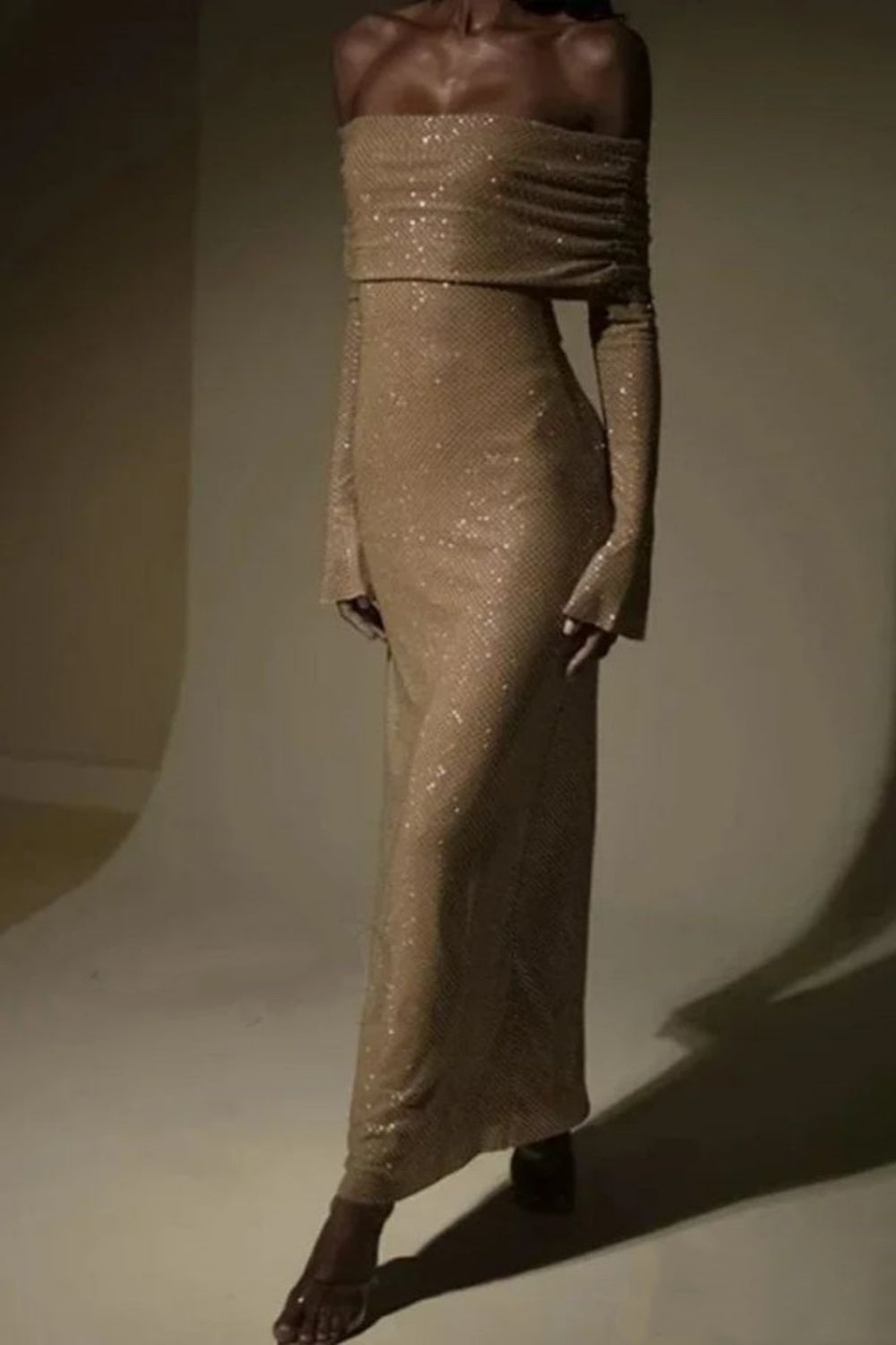 Champagner-gold/graues, mit Pailletten besetztes, langes, schulterfreies Ballkleid mit langen Ärmeln, Partykleid NV5295
