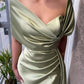 Robe de soirée longue plissée en satin à épaules dénudées et col en V nv1755