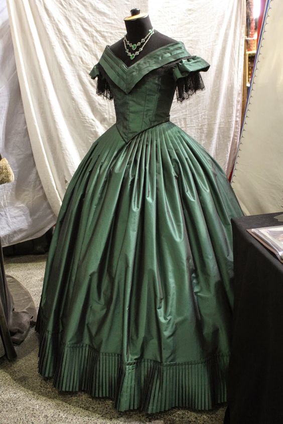 Robe de soirée longue élégante et simple de style rétro vert foncé nv2826