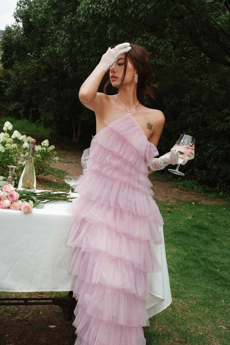 Robe de soirée longue en tulle rose à dos nu nv1353