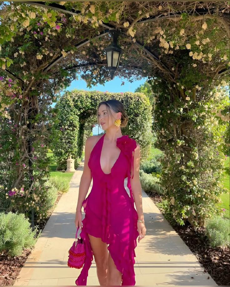 Robe de soirée courte à volants en mousseline de soie rose élégante et tendance nv3877