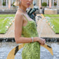 Grünes, glänzendes Pailletten-Ballkleid mit langen Spaghettiträgern, Abendkleid, Partykleid, NV4796