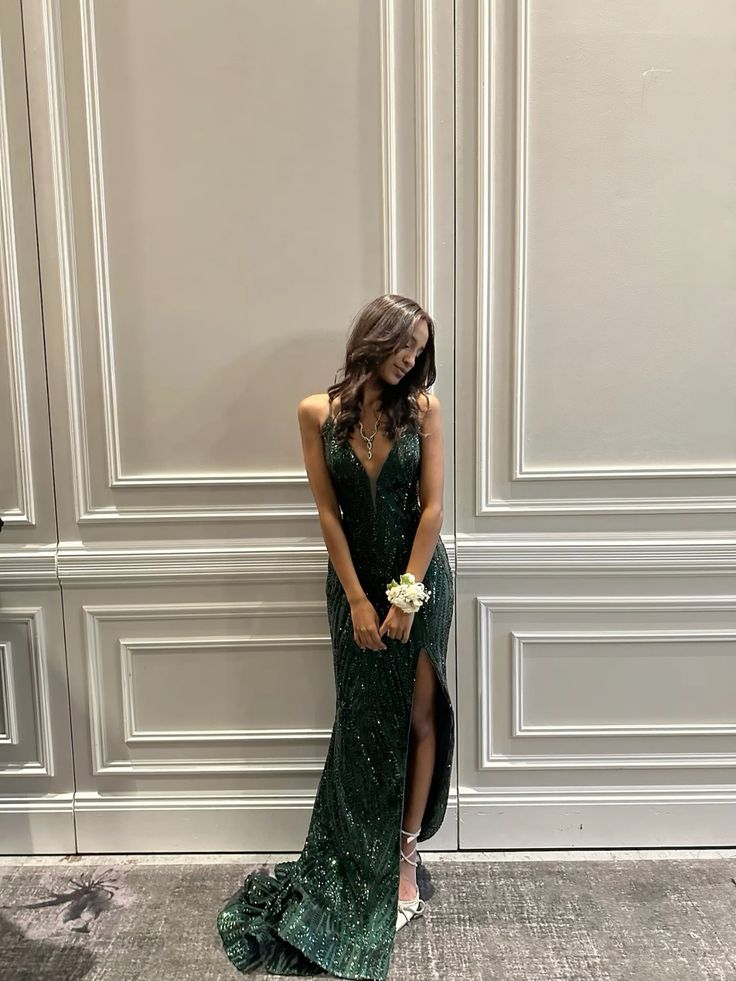 Green V-neck shiny fashion long sequins elegant mermaid slim fit formal floor-length prom dress evening gown party dress nv3474