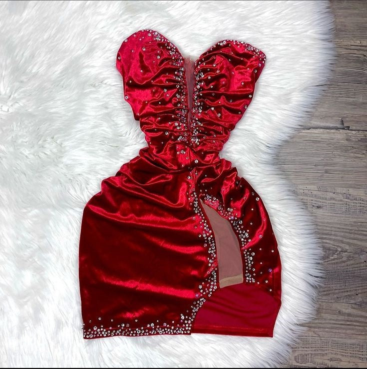 Rotes, modisches, sexy, mit Strasssteinen besetztes, kurzes Ballkleid mit Schlitz, Mini-Homecoming-Kleid, Abschlusskleid, Weihnachts-, Urlaubs- und Geburtstagspartykleid, NV3136