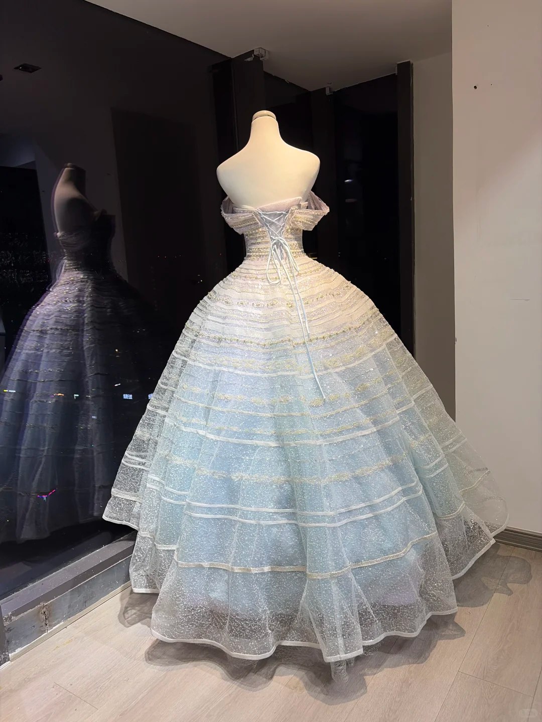 White Light Blue Ombre Strapless Ball Gown Beaded Rhinestone Glitter Tulle Formal Dress  NV6969