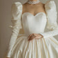 Vintage Ivory Cream Satin Sweetheart Neck Long Sleeve Long Wedding Ball Gown Evening Princess Dress nv2842