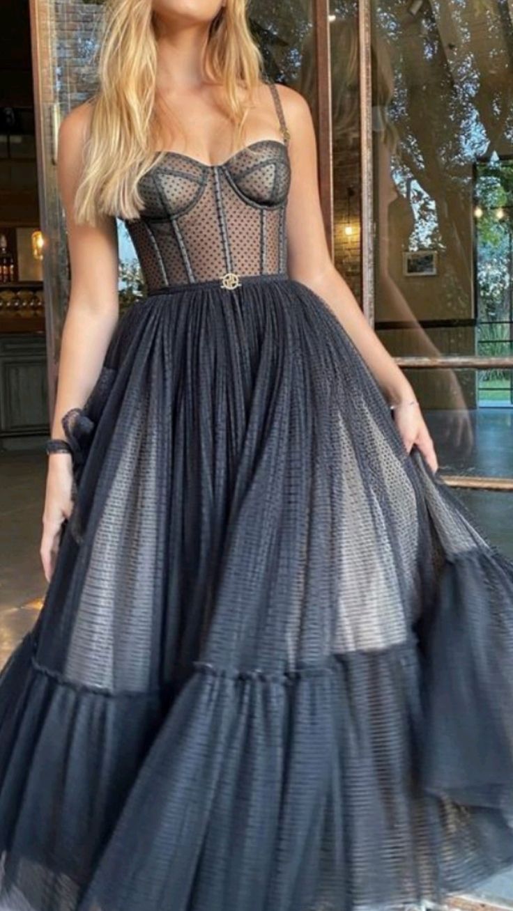 Black Fashion Sweetheart Neck Spotted Midi Tulle Ball Gown Evening Dress Party Dress nv3034