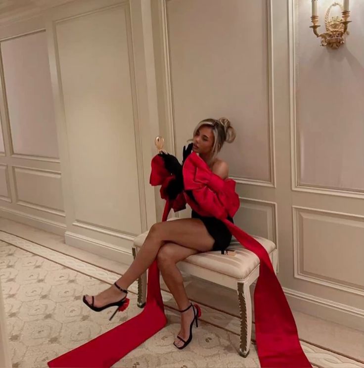 Robe courte noire à manches en ruban avec nœud rouge, mini robe de soirée, robe de soirée, robe de soirée, nv2742