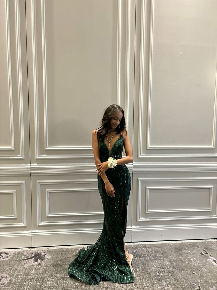 Green V-neck shiny fashion long sequins elegant mermaid slim fit formal floor-length prom dress evening gown party dress nv3474