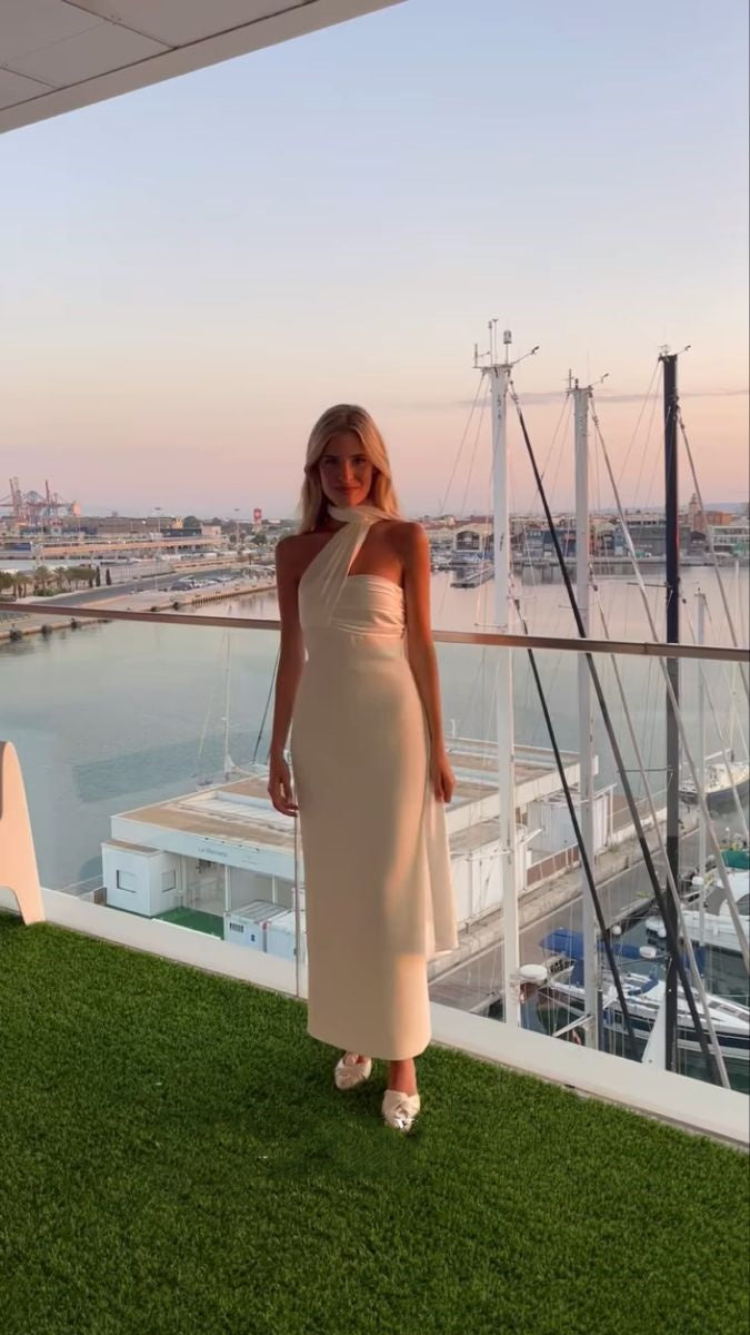 Robe de soirée longue en satin blanc simple et élégante nv2411