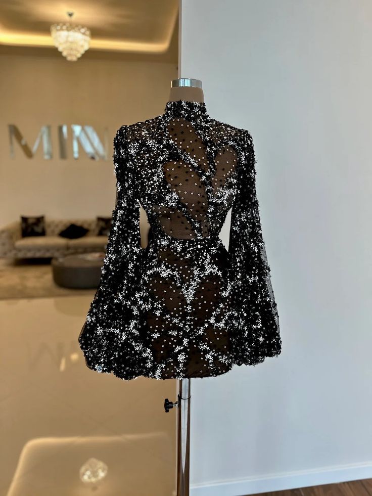 Schwarzes wunderschönes modisches, einzigartiges, glänzendes Pailletten-Kurzarm-Durchsicht-Ballkleid-Abendkleid-Partykleid NV3232