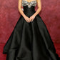 Luxuriöses, perlenbesetztes Abendkleid im Palaststil mit Spaghettiträgern | Schwarzes Satin-Maxikleid mit Schleppe für Galas, Preisverleihungen und exklusive gesellschaftliche Anlässe NV6270
