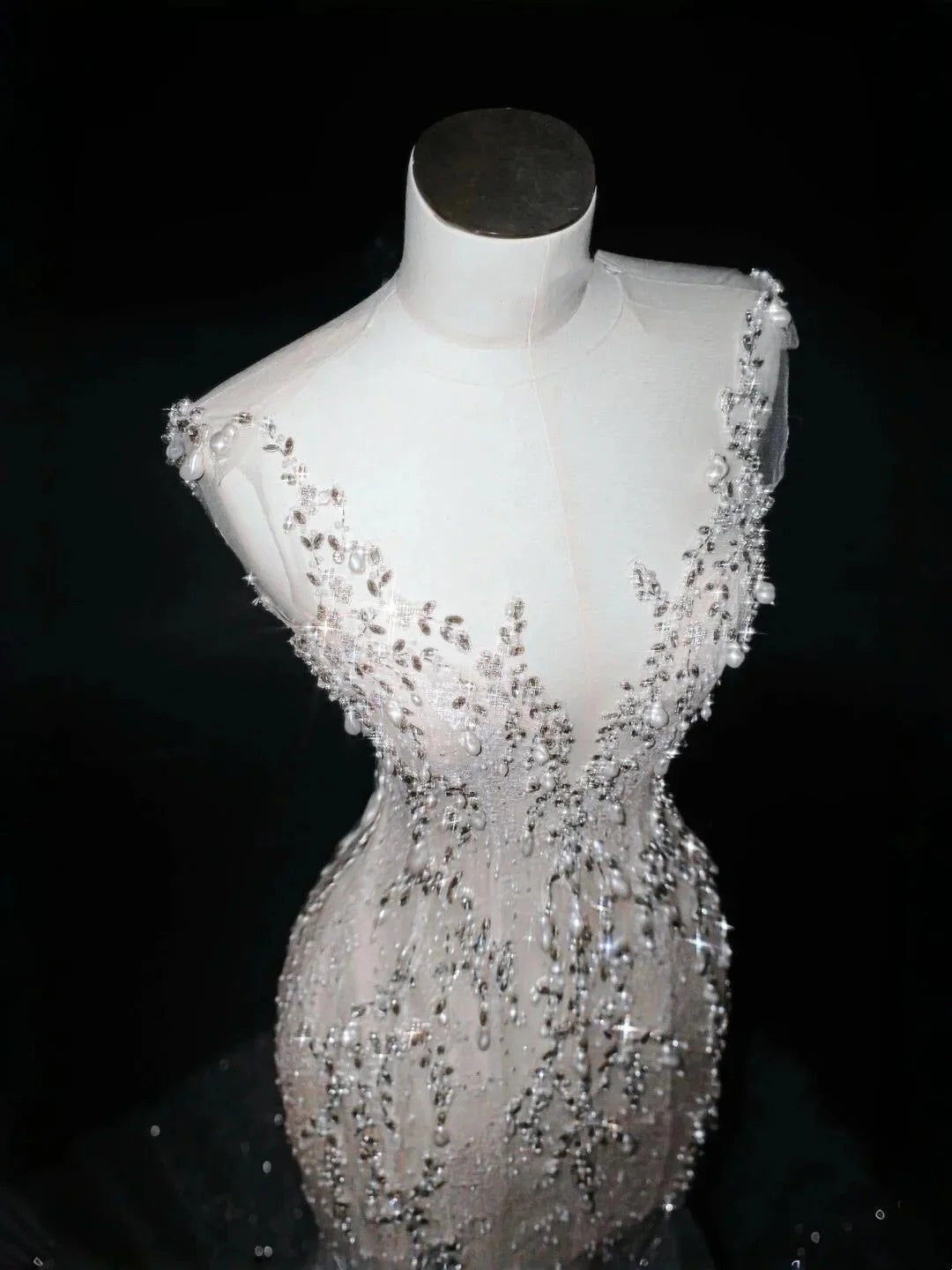 Venus Wunderschönes, bodenlanges, nagelperlenbesetztes, elegantes Prinzessinnenkleid im Barockstil, Retro-Stil, Hochzeitskleid, Bankettkleid, Geburtstagskleid NV6738