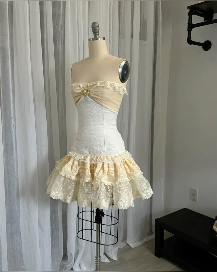 Robe de soirée courte en mousseline beige, douce et élégante, nv4875