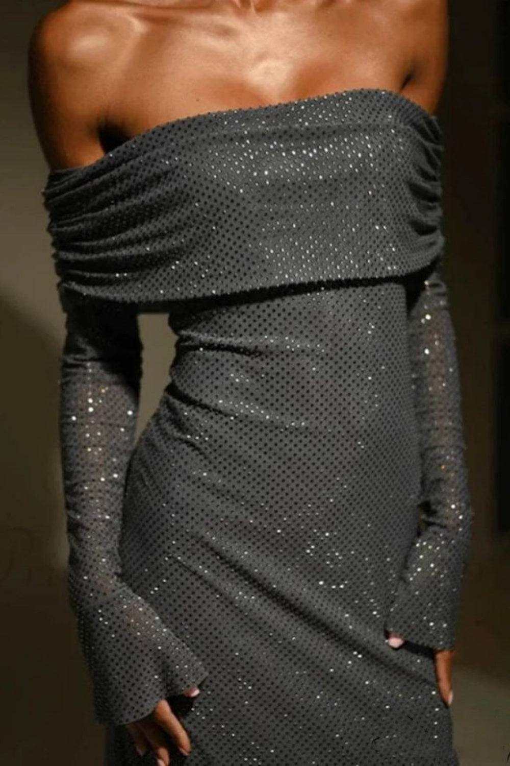 Champagner-gold/graues, mit Pailletten besetztes, langes, schulterfreies Ballkleid mit langen Ärmeln, Partykleid NV5295