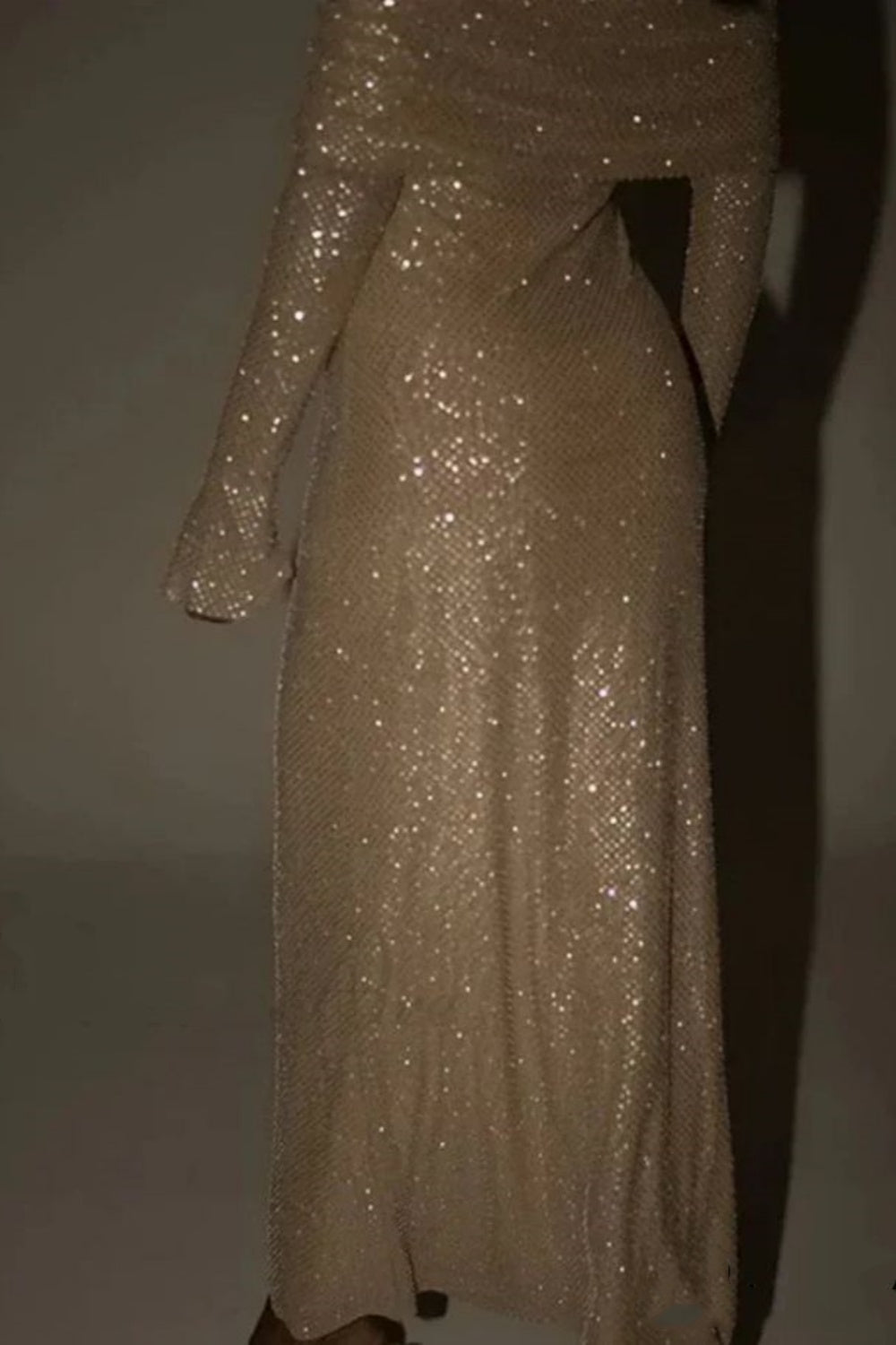 Champagner-gold/graues, mit Pailletten besetztes, langes, schulterfreies Ballkleid mit langen Ärmeln, Partykleid NV5295