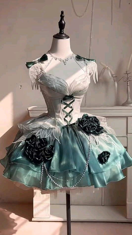 Robe de bal courte en mousseline de soie à fleurs bleu/vert/violet nv4824