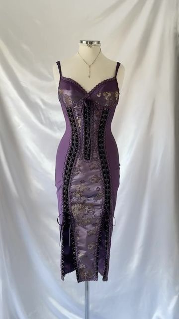 NiceVestidos - Lila Korsett-Midikleid NV6044