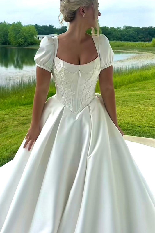 NiceVestidos – Satin-Brautkleid mit kurzem Arm und langem, quadratischem Ausschnitt, Korsett NV5883