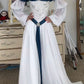Retro-Ballkleid im Hofstil, weiß-blau kontrastierend bestickt, schulterfrei – Mittelalter-Mottoparty- und Cosplay-Kleid NV6389