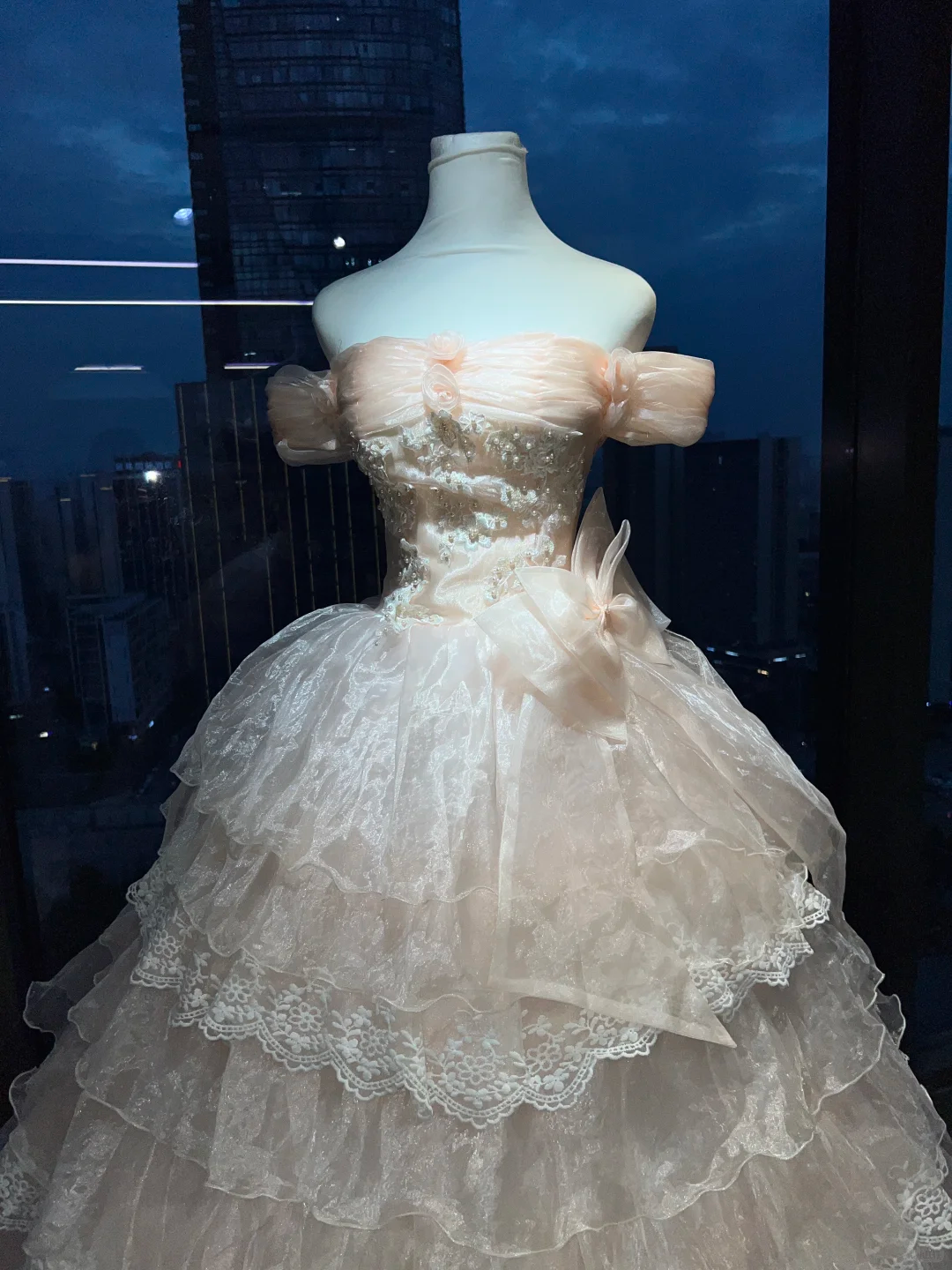 Off Shoulder Light Pink Princess Prom Dress Puff Sleeve Lace Tiered Tulle Ball Gown With Big Bow  NV6987