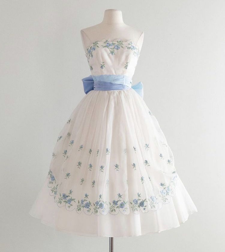 NiceVestidos - Robe de soirée courte élégante et douce, robe d'anniversaire nv5522