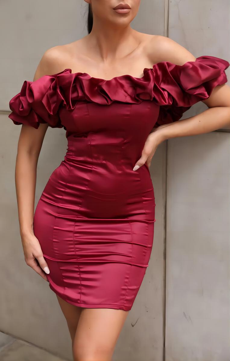 Dunkelrotes, modisches, schmal geschnittenes, schulterfreies, kurzes Mini-Homecoming-Partykleid nv2429
