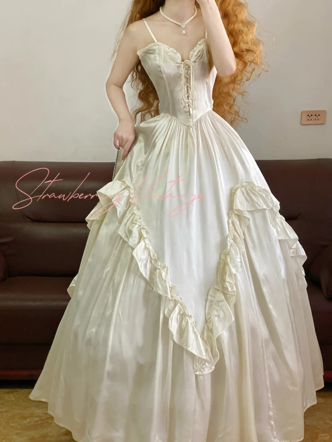 Robe de bal longue en satin blanc, simple, rétro, élégante, princesse, nv5012