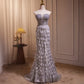 Glitzerndes, schulterfreies, langes Ballkleid im Meerjungfrauen-Stil aus Tüll mit Perlen und Federn nv2048