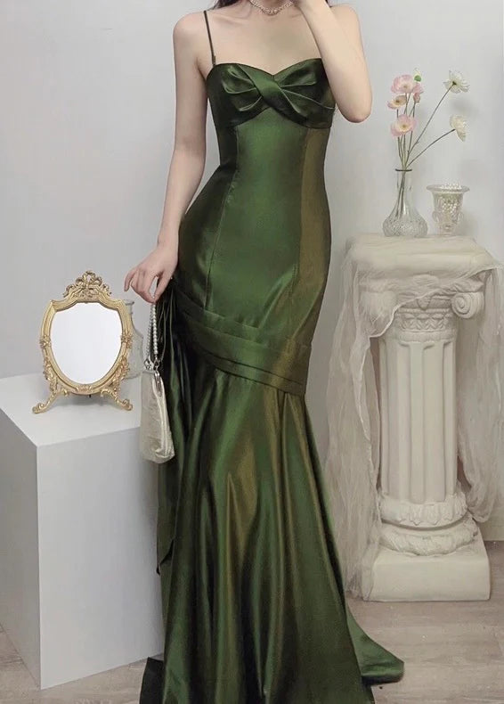 Grünes Satin-Abendkleid mit herzförmigen Trägern, langes Hochzeitskleid, nv1555