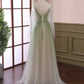 Robe de bal à manches longues en tulle vert clair, robe de soirée longue au sol dégradée verte nv1615