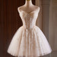 Champagnerfarbenes trägerloses Tüll-Pailletten-Kurzballkleid, hübsches Sweetheart-Homecoming-Partykleid nv1419