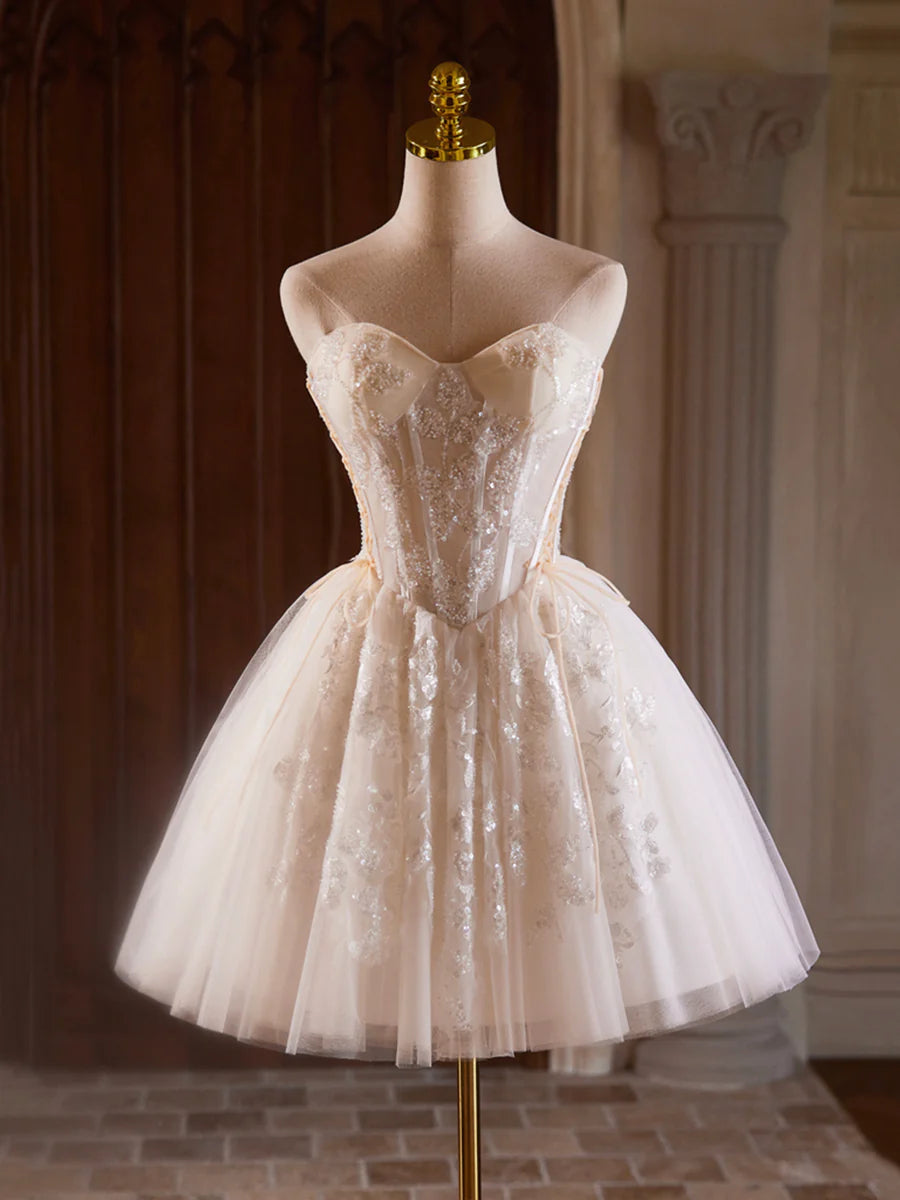 Champagnerfarbenes trägerloses Tüll-Pailletten-Kurzballkleid, hübsches Sweetheart-Homecoming-Partykleid nv1419