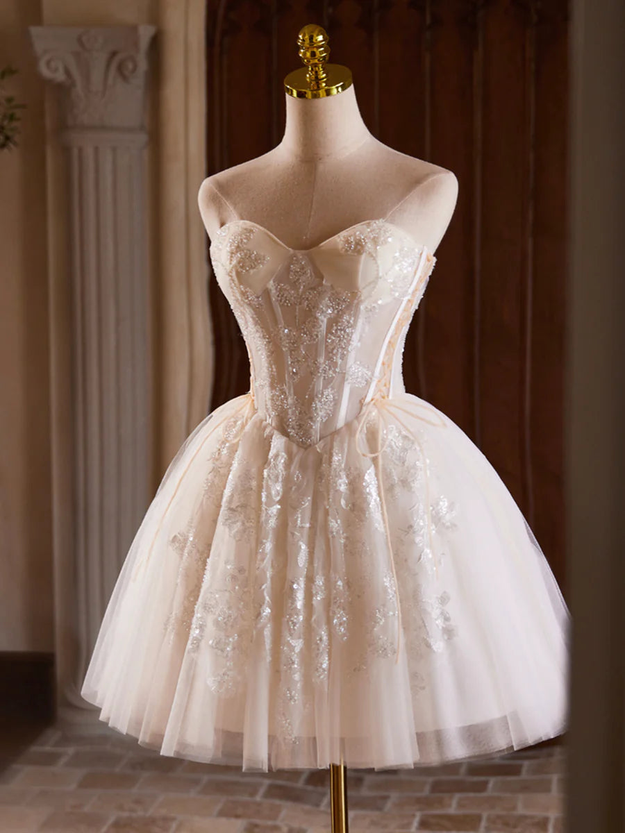 Champagnerfarbenes trägerloses Tüll-Pailletten-Kurzballkleid, hübsches Sweetheart-Homecoming-Partykleid nv1419