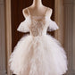 Kurzes Ballkleid in A-Linie und Tülllagen, Partykleid mit Spaghettiträgern in Hellchampagner nv1417