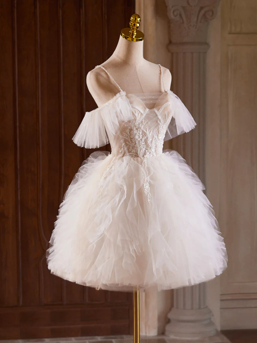 Kurzes Ballkleid in A-Linie und Tülllagen, Partykleid mit Spaghettiträgern in Hellchampagner nv1417