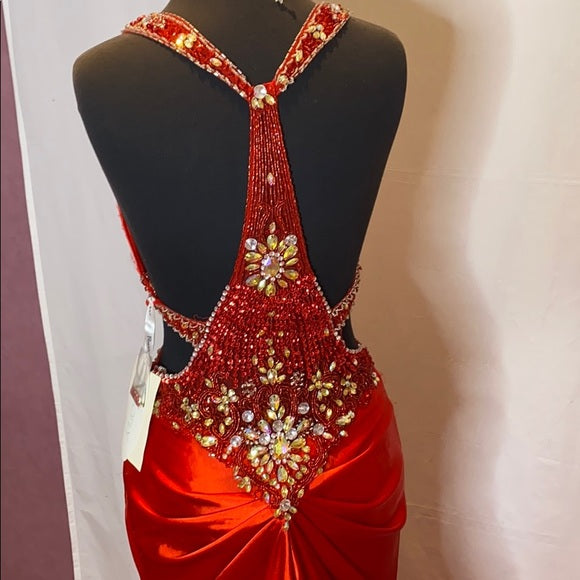 Rotes wunderschönes glänzendes modisches, exquisites, rückenfreies, langes, elegantes Ballkleid aus Satin mit bodenlanger Schleppe, NV3641