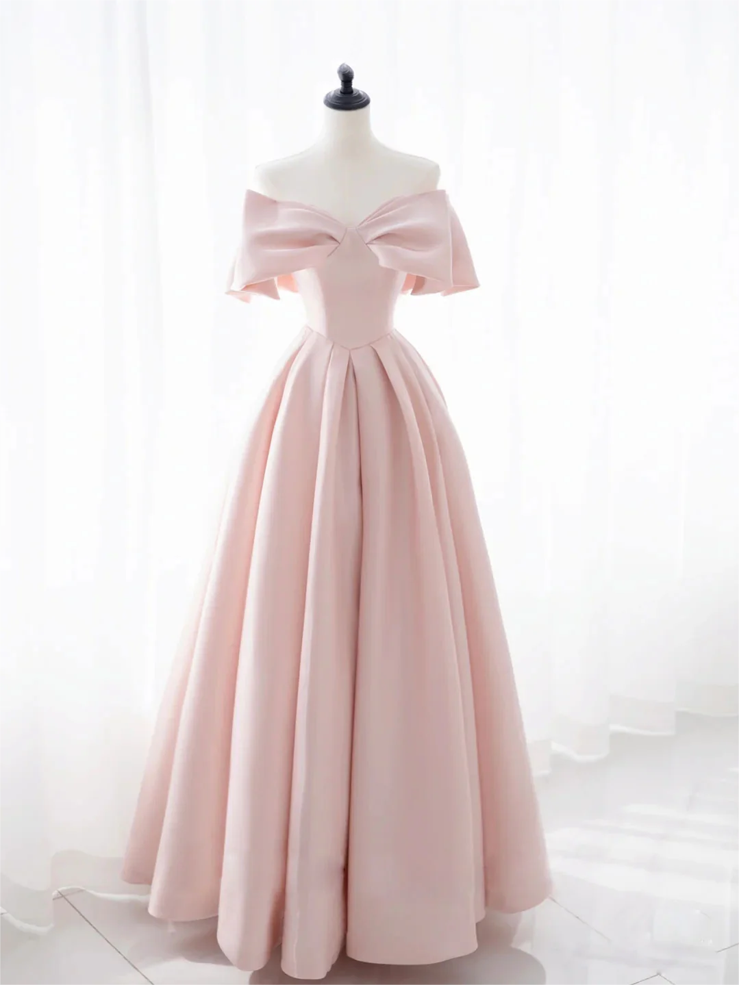 Robe de soirée longue en satin rose simple et élégante nv1909