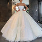 Glitzerndes trägerloses Ballkleid Brautkleider Glitzerndes Brautkleid nv387