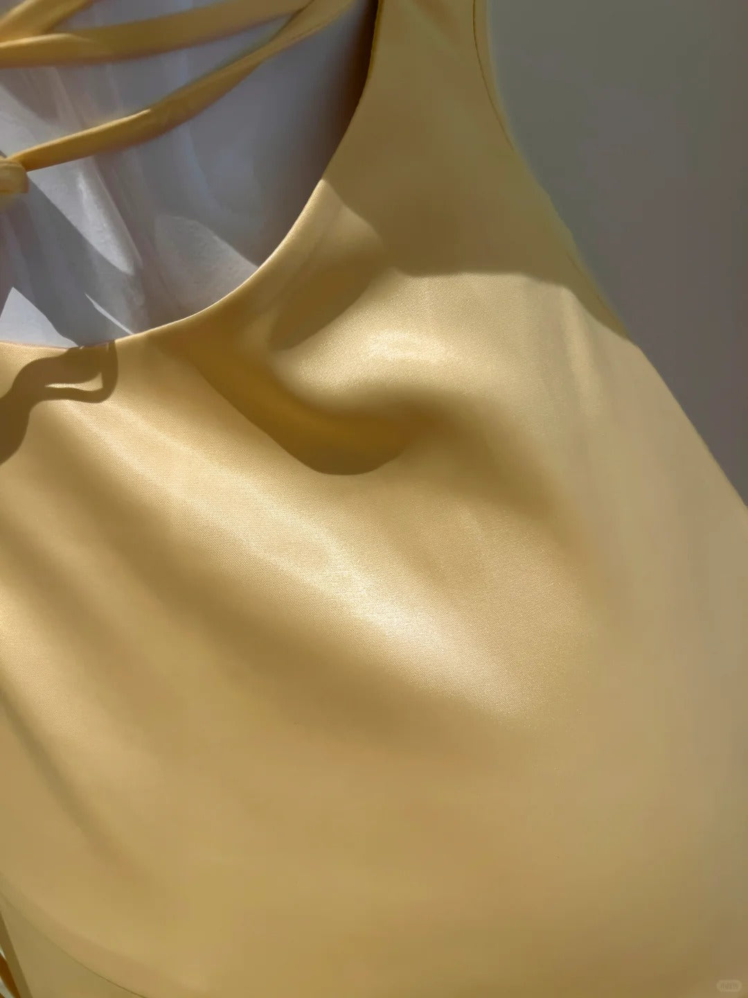 NiceVestidos - Robe de soirée longue à bretelles jaunes, robe de bal Hoco NV5487