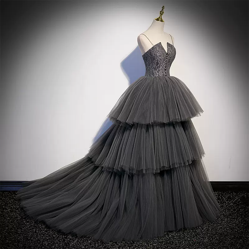 Graues langes Ballkleid aus Tüll, Abendkleid nv69