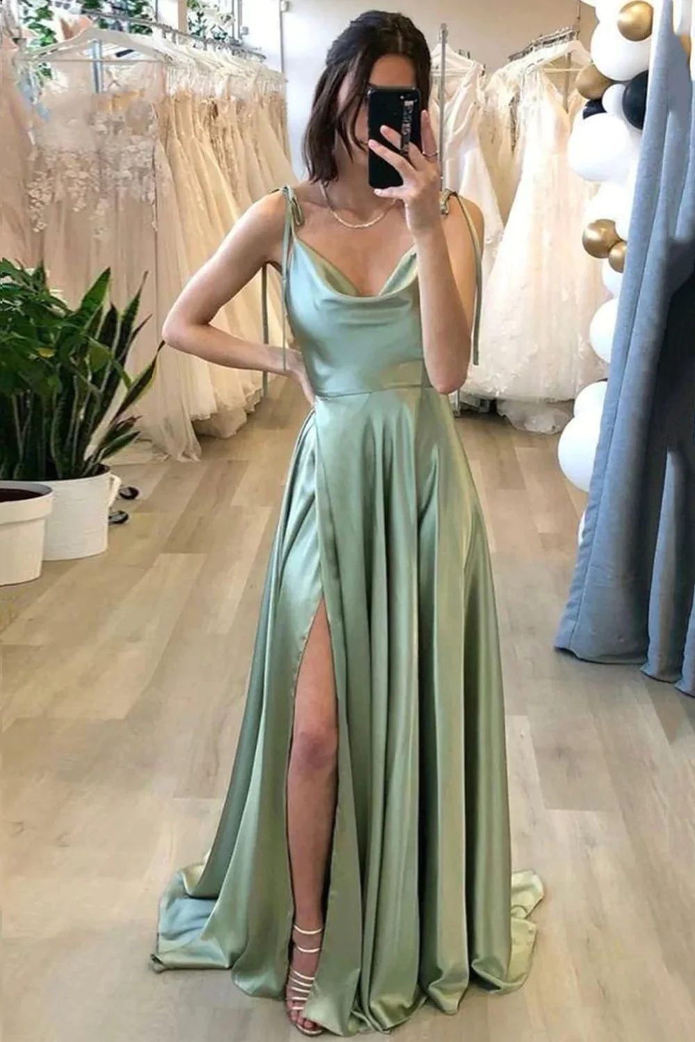 A-Linie Spaghettiträger Hellgrün Langes Ballkleid mit Schlick nv695