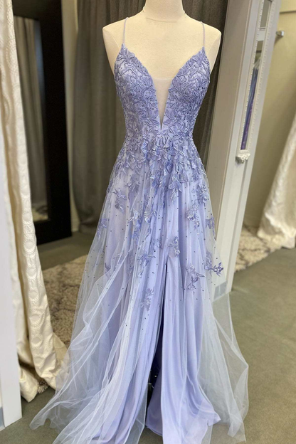 A-Linien-Ballkleid mit tiefem Ausschnitt und Schlitz aus Spitze nv829