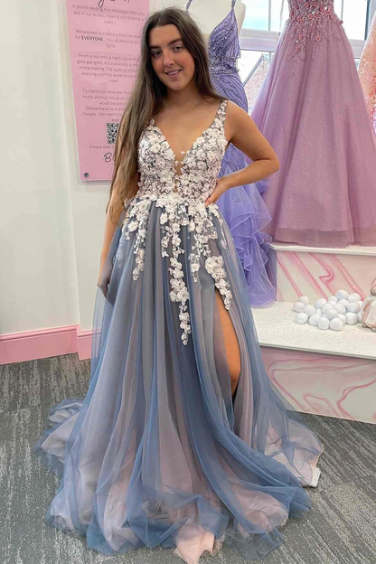 Elegantes langes Ballkleid aus rauchgrauem Tüll mit V-Ausschnitt und Spitzenblumen nv711