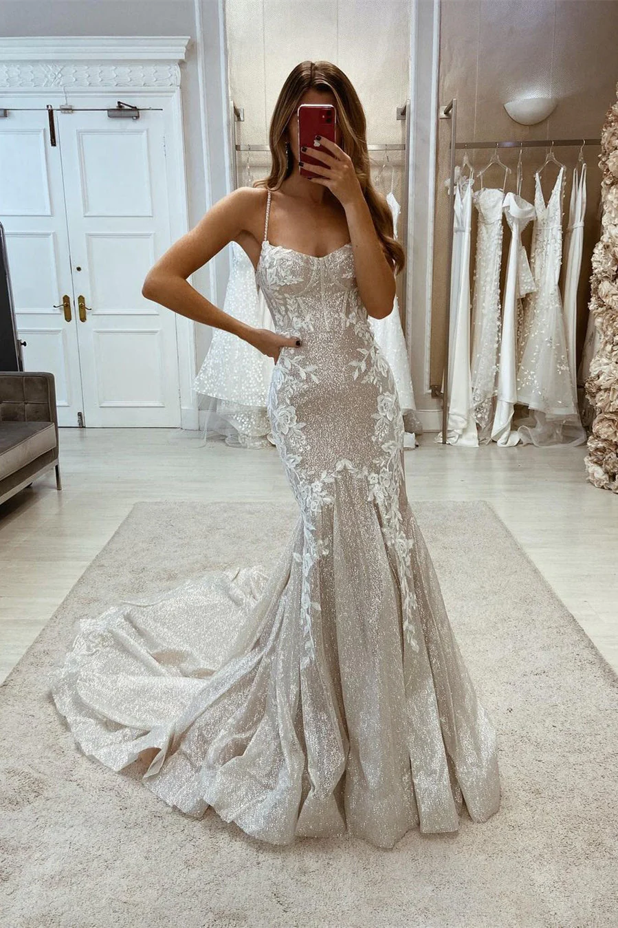 SUPERBE ROBE DE MARIÉE À PAILLETTES SANS MANCHES SIRÈNE À BRETELLES SPAGHETTInv754